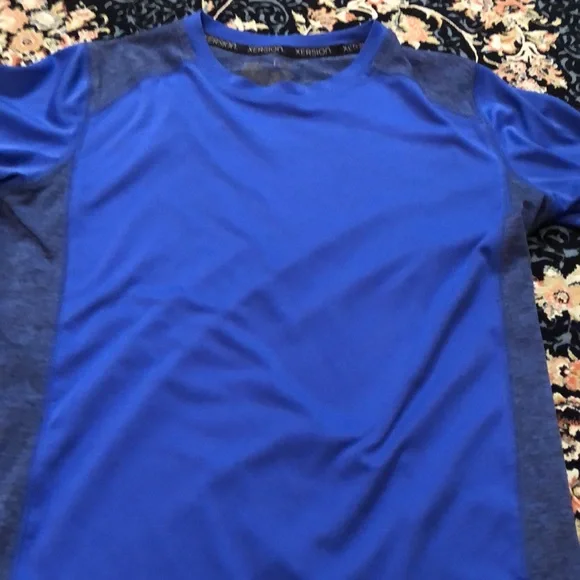 Top - Picture 2 of 2